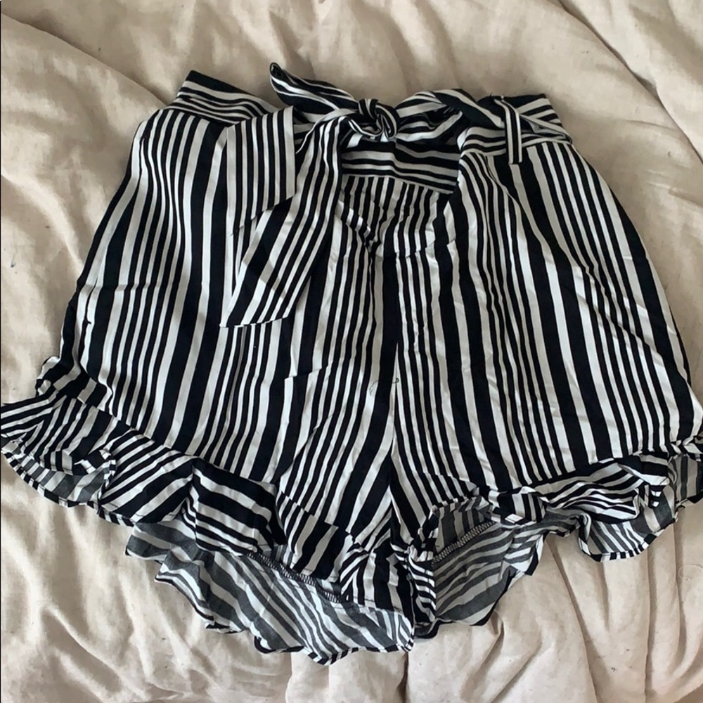Striped ruffle shorts